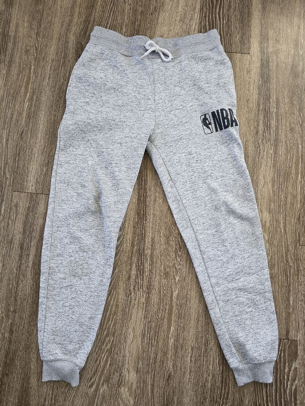 NBA Gray Jogger Sweatpants Men’s Medium Athletic Lounge Logo Pants